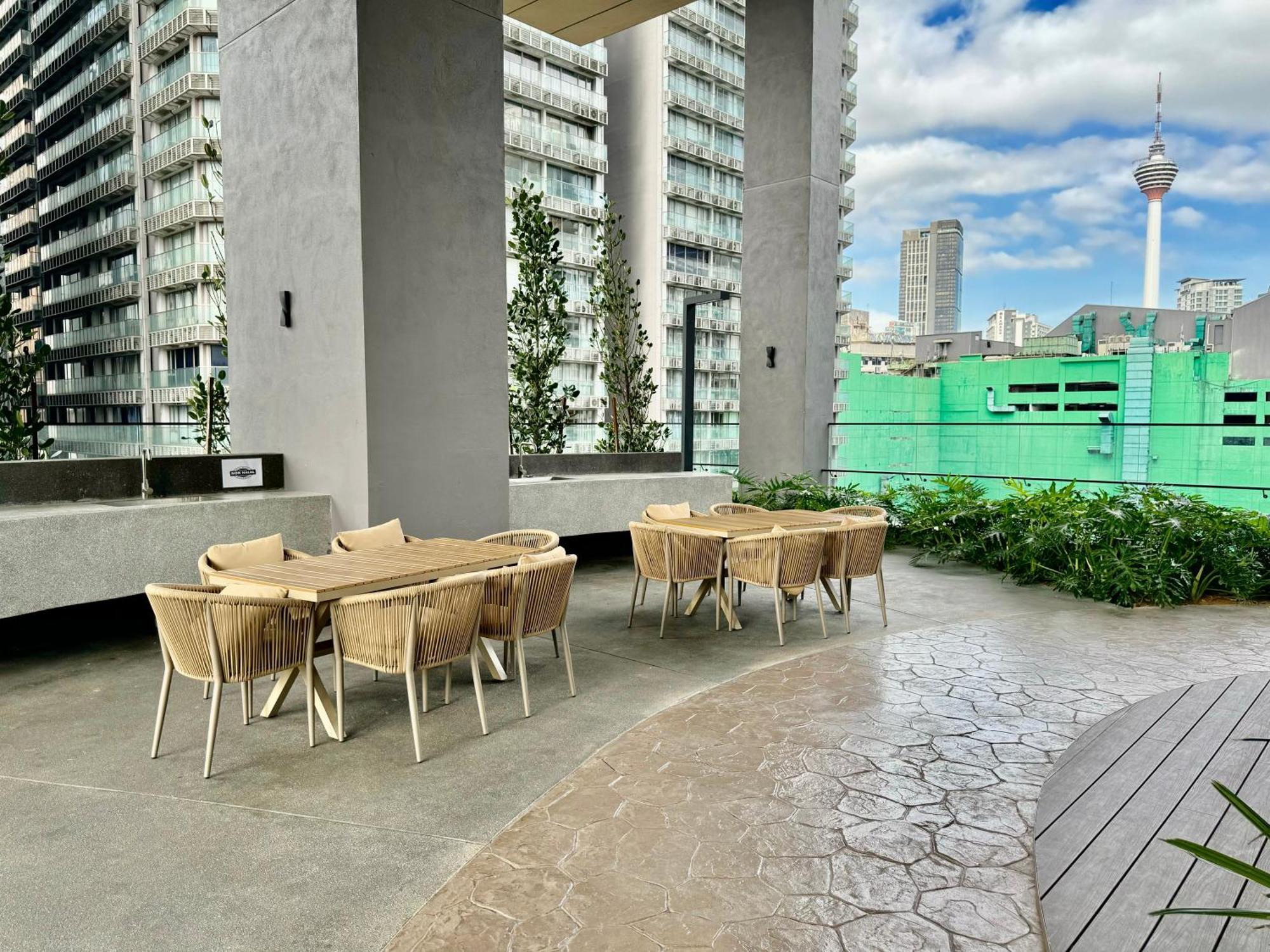 Axon Residence By Luxury Suites Kuala Lumpur Exterior foto